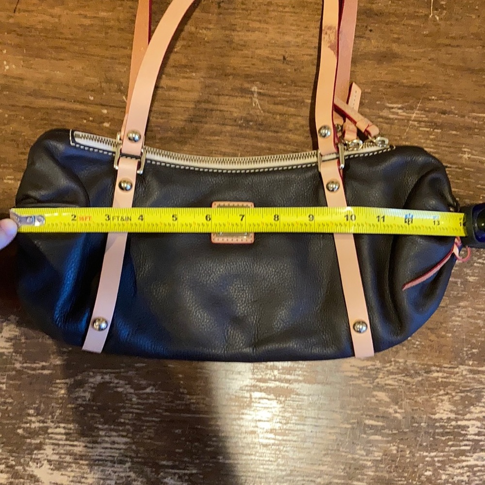 Dooney and Bourke brown purse - Picture 8 of 9